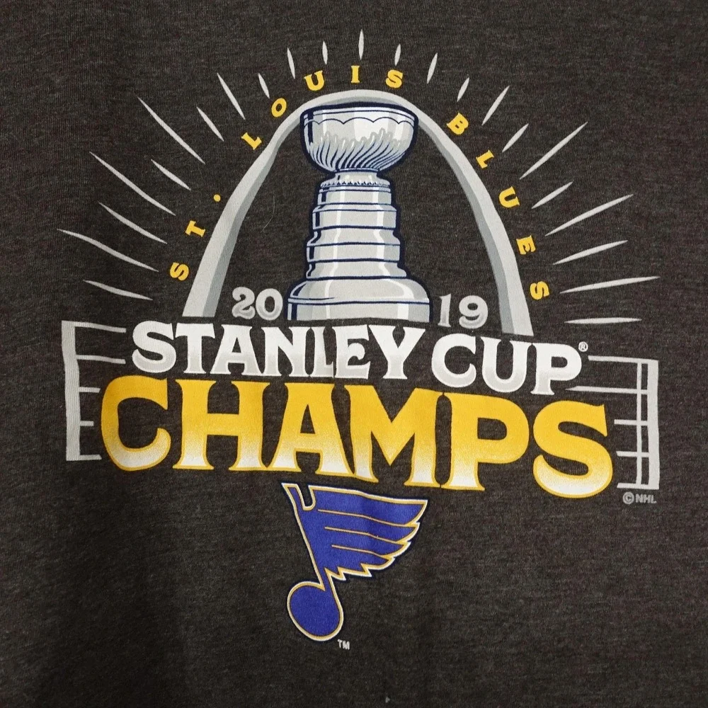 St Louis Blues Shirt Womens M Gray V-Neck NHL Hockey 2019 Stanley Cup Champs Tee